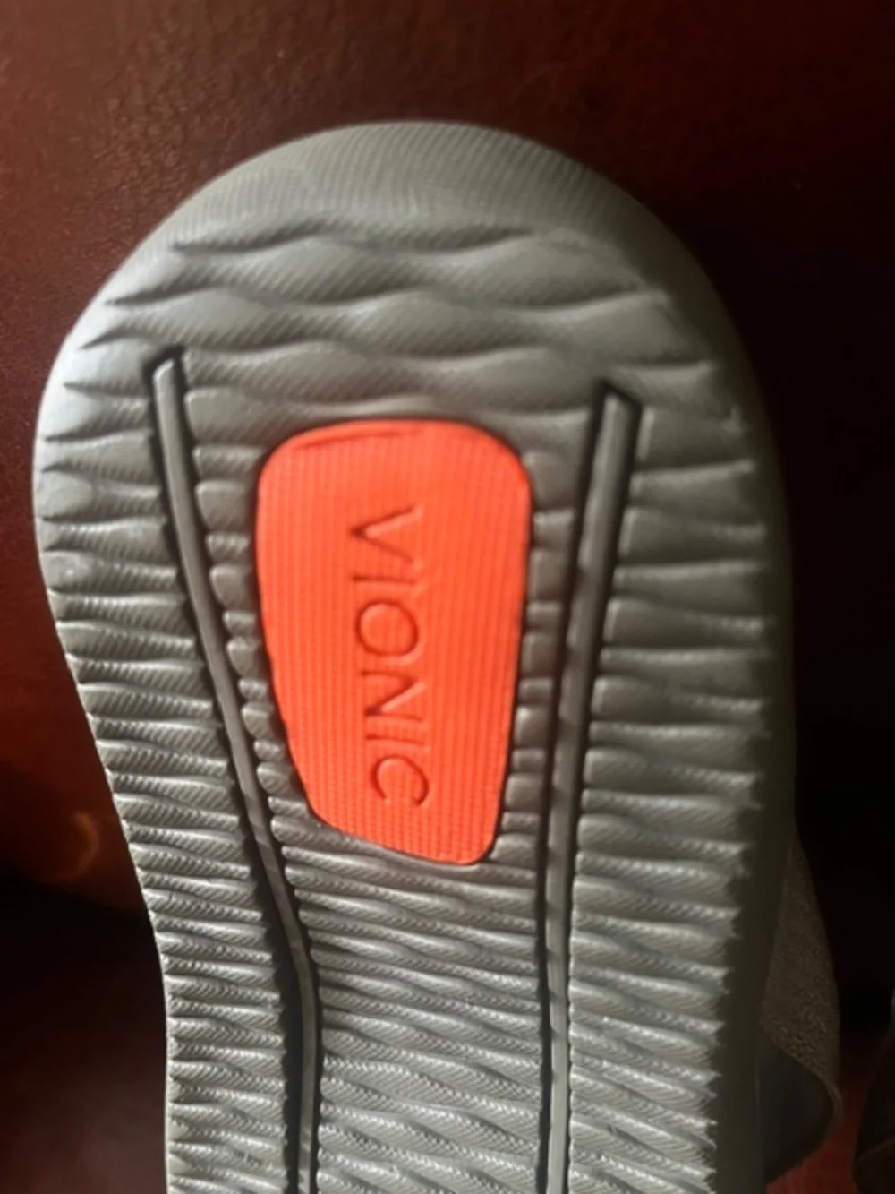 Women's - Vionic Wave Taupe Gray - Unisex Orthotic Flip Flop / Sandals  W7 / M6